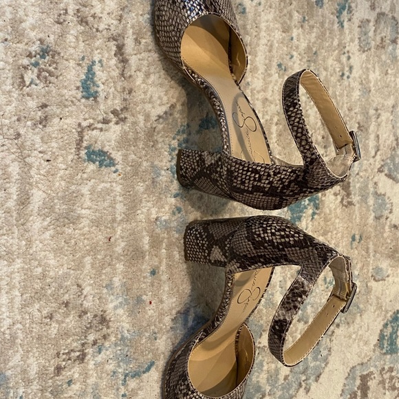 Jessica Simpson Snakeskin Ankle Strap Heels 👠 - Picture 3 of 6